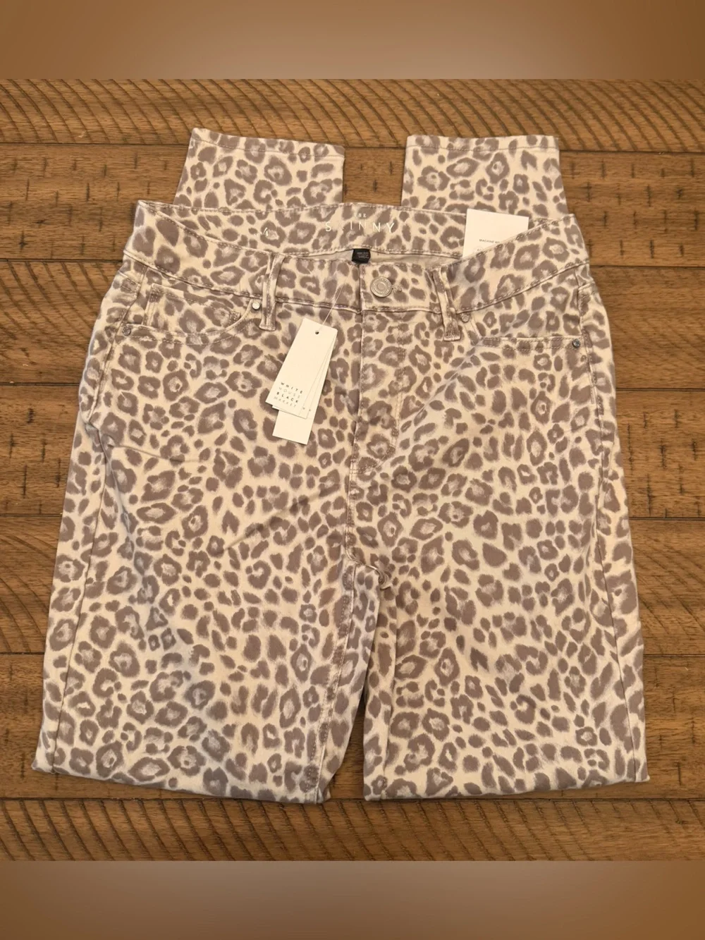 WHITE HOUSE BLACK MARKET High-Rise Skinny Ankle Leopard Print Jeans